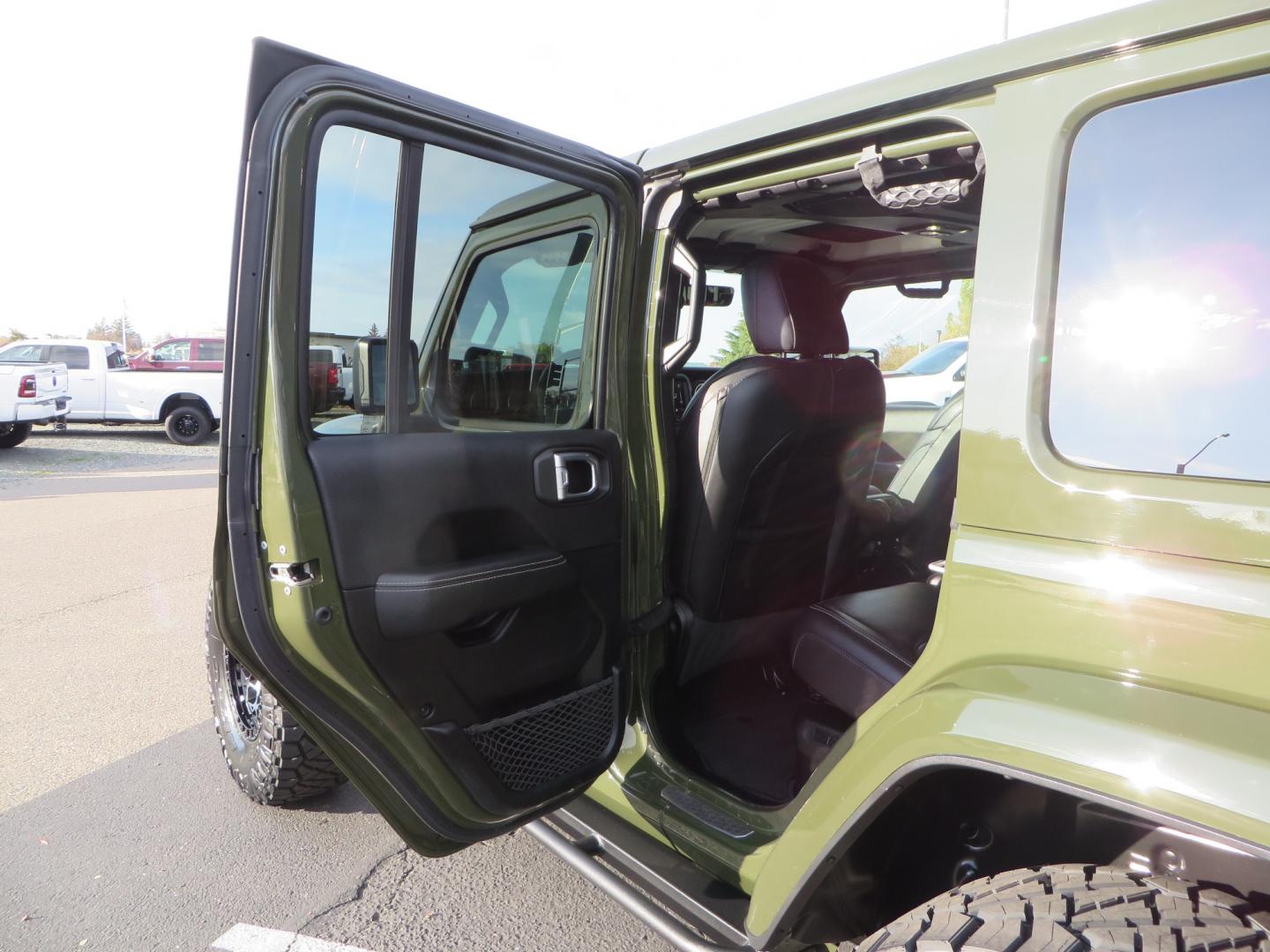 2021 Sarge Green /BLACK Jeep Wrangler Unlimited Sahara 4XE 4d SUV 4wd (1C4JJXP6XMW) with an 2.0L I4 DOHC DI Turbo PHEV engine, 8-speed Automatic transmission, located at 2630 Grass Valley Highway, Auburn, CA, 95603, (530) 508-5100, 38.937893, -121.095482 - 4XE Sahara with a Teraflex suspension system, Falcon shocks, 17" Fuel Offroad wheels, and 37" Nitto Ridge Grappler tires. - Photo#38